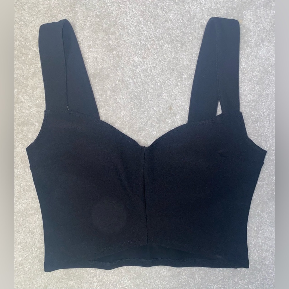 A&F Sweetheart Cropped Tank